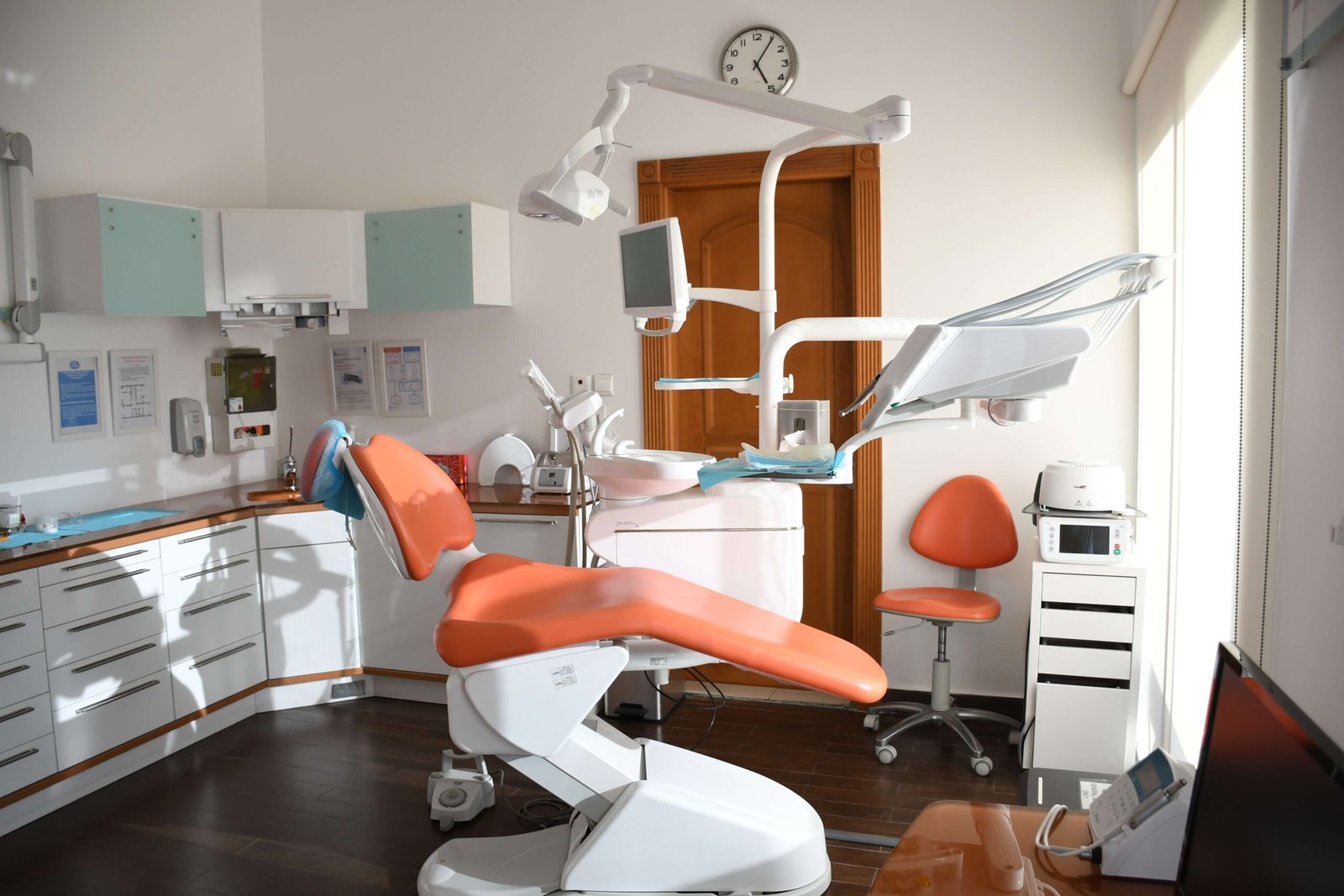 advanced dental clinic setups